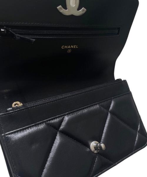 CHANEL（シャネル）CHANEL (シャネル) CHANEL19 チェーンショルダーバッグ ブラック×シルバー金具 サイズ:‐の古着・服飾アイテム