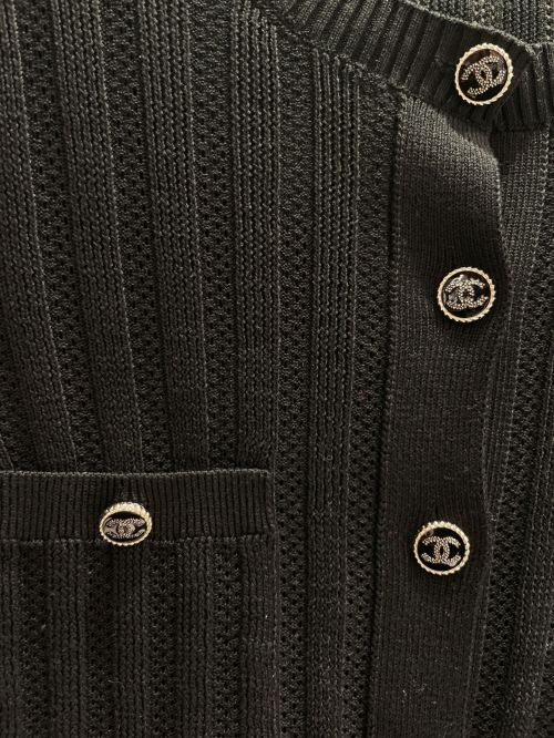 CHANEL（シャネル）CHANEL (シャネル) Coco Button Knit Cardigan ブラック サイズ:36の古着・服飾アイテム