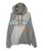 VERSACEヴェルサーチ）の古着「切替パーカー」｜グレー