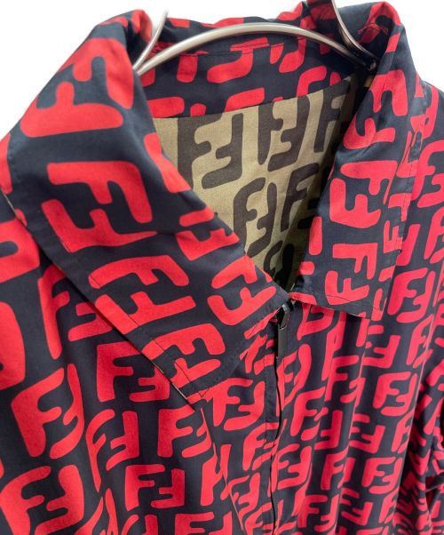 FENDI（フェンディ）FENDI (フェンディ) FFロゴ リバーシブル ジップブルゾン ブラウン×ベージュ サイズ:52の古着・服飾アイテム