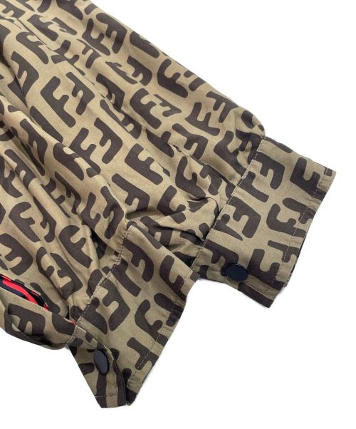 FENDI（フェンディ）FENDI (フェンディ) FFロゴ リバーシブル ジップブルゾン ブラウン×ベージュ サイズ:52の古着・服飾アイテム