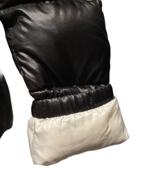 PRADA（プラダ）PRADA (プラダ) Logo Plate Down Jacket（ロゴプレートダウンジャケット） ブラック サイズ:44の古着・服飾アイテム