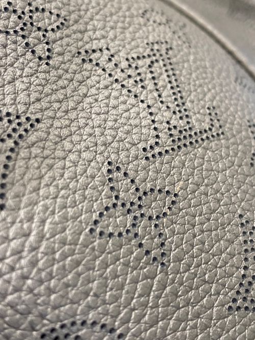 LOUIS VUITTON（ルイ ヴィトン）LOUIS VUITTON (ルイ ヴィトン) ヒナPM ブラック サイズ:PMの古着・服飾アイテム