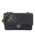 CHANELシャネル）の古着「マトラッセ25/Wフラップチェーンショルダーバッグ」｜ブラック