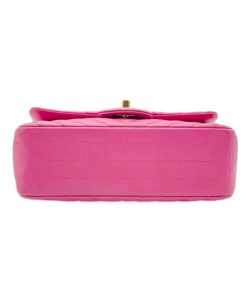 CHANEL（シャネル）CHANEL (シャネル) V-Stitch Matelasse Chain Shoulder/Vステッチ シェブロン チェーンショルダーバッグ ショッキングピンク サイズ:20//ミニ/MINIの古着・服飾アイテム