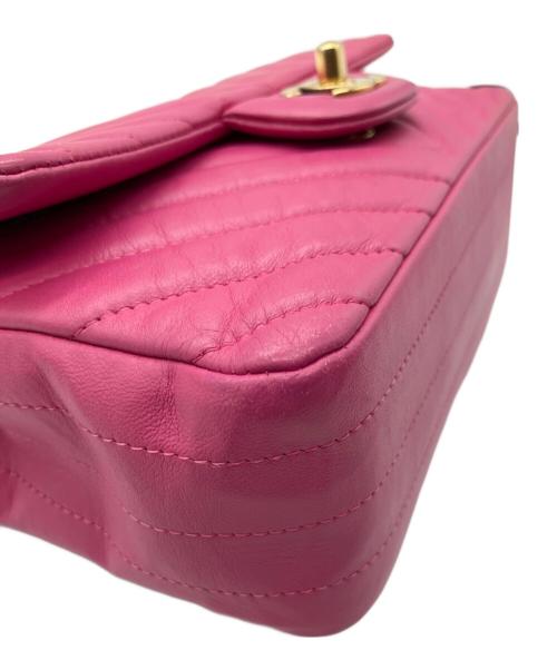 CHANEL（シャネル）CHANEL (シャネル) V-Stitch Matelasse Chain Shoulder/Vステッチ シェブロン チェーンショルダーバッグ ショッキングピンク サイズ:20//ミニ/MINIの古着・服飾アイテム