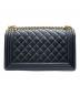 CHANEL (シャネル) ボーイシャネル25 ブラック×ゴールド サイズ:25：580000円