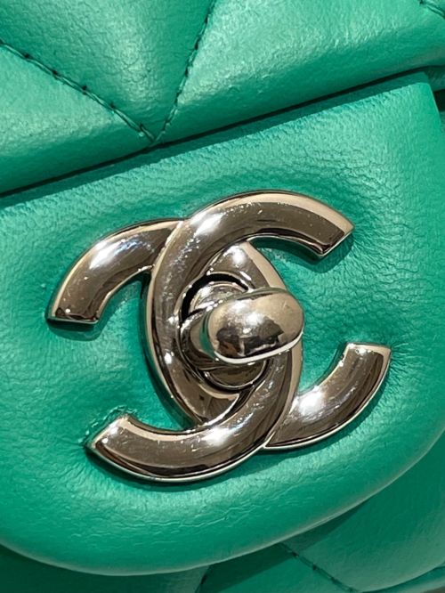 CHANEL（シャネル）CHANEL (シャネル) チェーンショルダーバッグ グリーン サイズ:17の古着・服飾アイテム