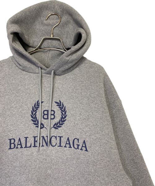 BALENCIAGA（バレンシアガ）BALENCIAGA (バレンシアガ) ロゴプリントパーカー グレー サイズ:Lの古着・服飾アイテム