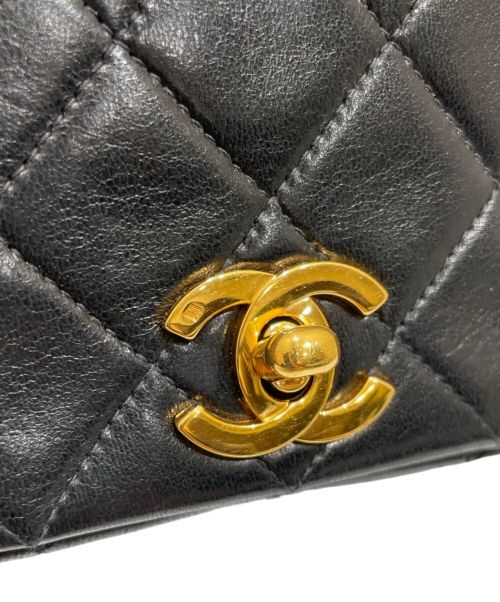 CHANEL（シャネル）CHANEL (シャネル) マトラッセ23/フルフラップチェーンショルダーバッグ ブラック×ゴールド サイズ:23の古着・服飾アイテム