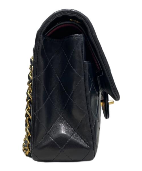 CHANEL（シャネル）CHANEL (シャネル) マトラッセ25 チェーンショルダーバッグ  ブラック×ゴールド金具 サイズ:25の古着・服飾アイテム