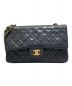 CHANEL（シャネル）の古着「マトラッセ25」｜ブラック×ゴールド金具