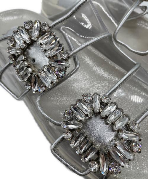 Roger Vivier（ロジェ ヴィヴィエ）Roger Vivier (ロジェ ヴィヴィエ) SLIDY VIV シルバー サイズ:37の古着・服飾アイテム