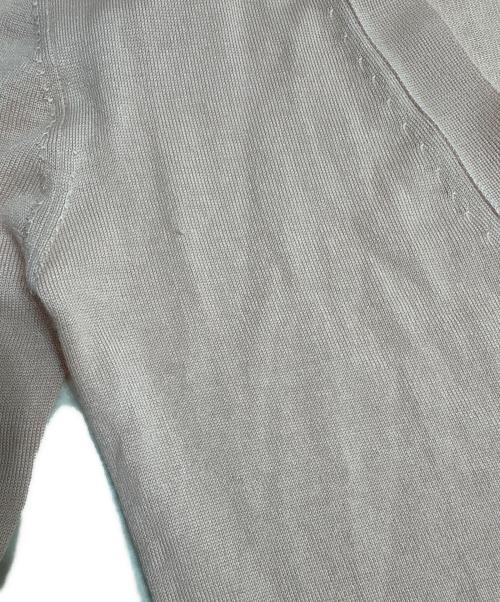 MIU MIU（ミュウミュウ）MIU MIU (ミュウミュウ) Vネックカーディガン ベージュ サイズ:40の古着・服飾アイテム