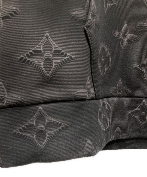 LOUIS VUITTON（ルイ ヴィトン）LOUIS VUITTON (ルイ ヴィトン) 3Dモノグラムパーカー グレー サイズ:Sの古着・服飾アイテム