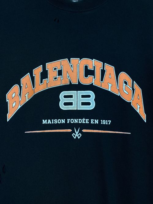BALENCIAGA（バレンシアガ）BALENCIAGA (バレンシアガ) ロゴクラッシュ加工ロングスリーブTシャツ ブラック サイズ:Lの古着・服飾アイテム