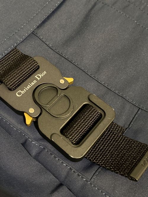 Dior（ディオール）Dior (ディオール) Buckle Cargo Short Pants（バックルカーゴショートパンツ） ネイビー サイズ:44の古着・服飾アイテム