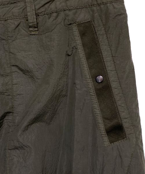 STONE ISLAND（ストーンアイランド）STONE ISLAND (ストーンアイランド) NYLON METAL PANTS オリーブ サイズ:W33(83.5cm)の古着・服飾アイテム