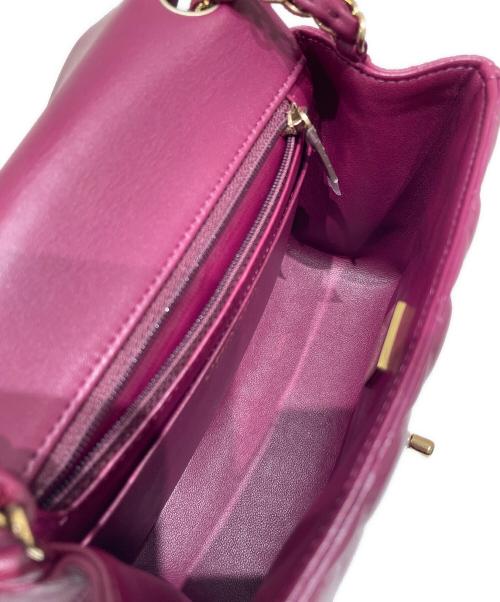 CHANEL（シャネル）CHANEL (シャネル) ミニマトラッセチェーンショルダーバッグ ワインレッド×ゴールド金具の古着・服飾アイテム