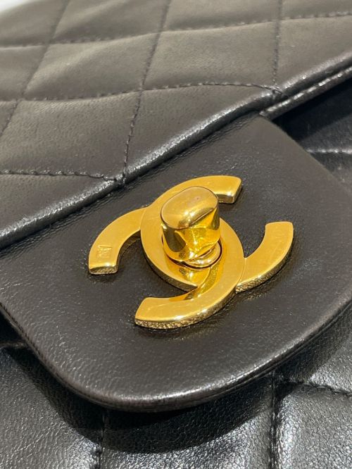 CHANEL（シャネル）CHANEL (シャネル) マトラッセ25/ラムスキン ブラック×ゴールド サイズ:25の古着・服飾アイテム