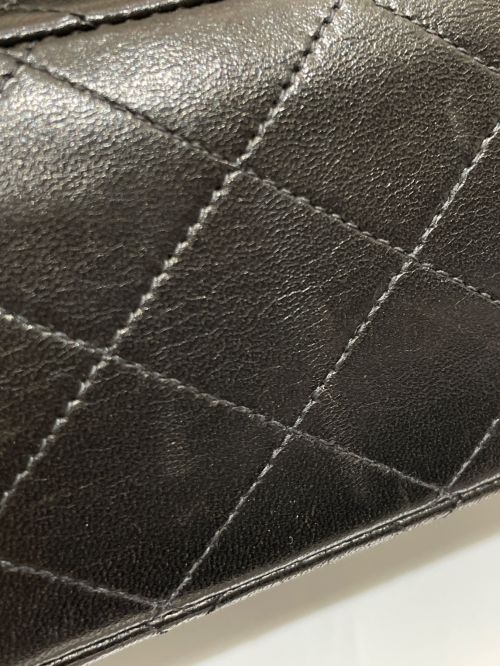 CHANEL（シャネル）CHANEL (シャネル) マトラッセ25/ラムスキン ブラック×ゴールド サイズ:25の古着・服飾アイテム