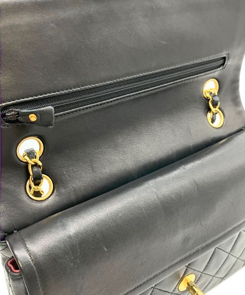 CHANEL（シャネル）CHANEL (シャネル) Wフラップチェーンショルダーバッグ ブラック サイズ:25の古着・服飾アイテム