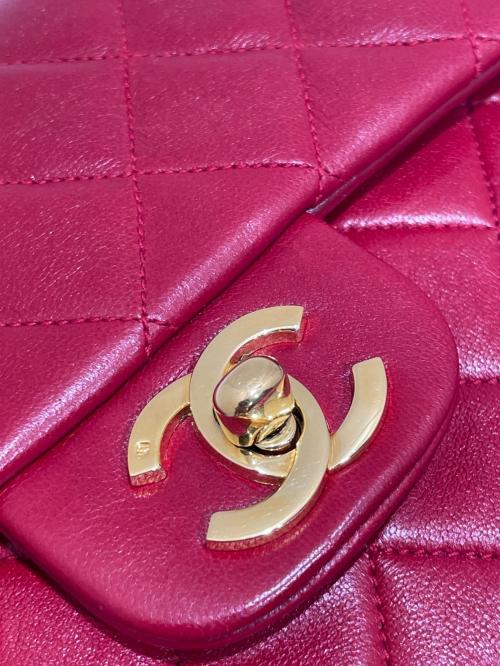 CHANEL（シャネル）CHANEL (シャネル) マトラッセ23/ラムスキン レッド×ゴールド サイズ:23の古着・服飾アイテム