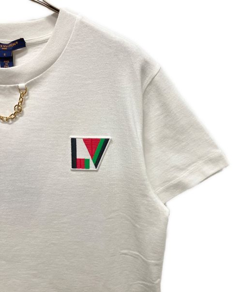 LOUIS VUITTON（ルイ ヴィトン）LOUIS VUITTON (ルイ ヴィトン) LVパッチクロップトップTシャツ ホワイト サイズ:S 未使用品の古着・服飾アイテム