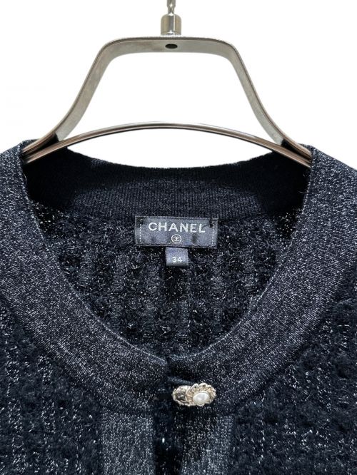 CHANEL（シャネル）CHANEL (シャネル) ココマークパールボタンツイードニットワンピース ブラック サイズ:34の古着・服飾アイテム