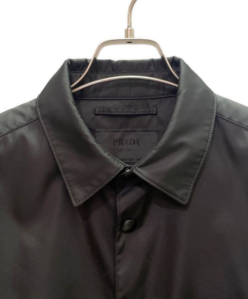 PRADA（プラダ）PRADA (プラダ) RE-NYLON/Coach Jacket（リナイロン/コーチジャケット） ブラック サイズ:Mの古着・服飾アイテム