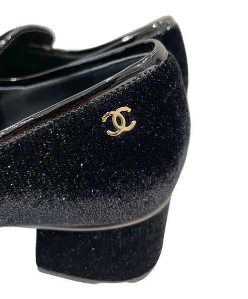 CHANEL（シャネル）CHANEL (シャネル) パールベロアローファー ブラック サイズ:381/2の古着・服飾アイテム