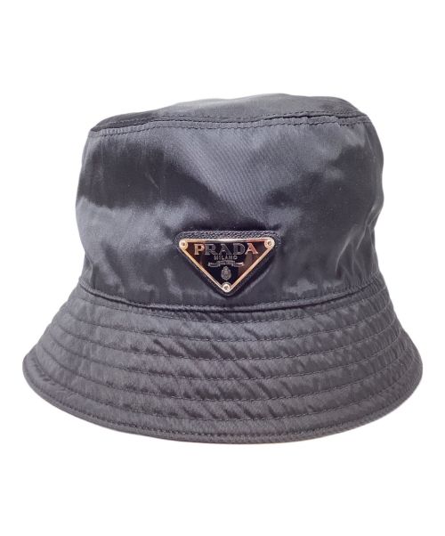PRADA（プラダ）PRADA (プラダ) ロゴプレートバケットハット ブラック サイズ:Sの古着・服飾アイテム