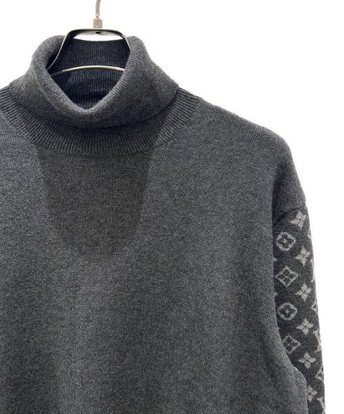 LOUIS VUITTON（ルイ ヴィトン）LOUIS VUITTON (ルイ ヴィトン) モノグラムスリーブタートルネックニット グレー サイズ:Lの古着・服飾アイテム
