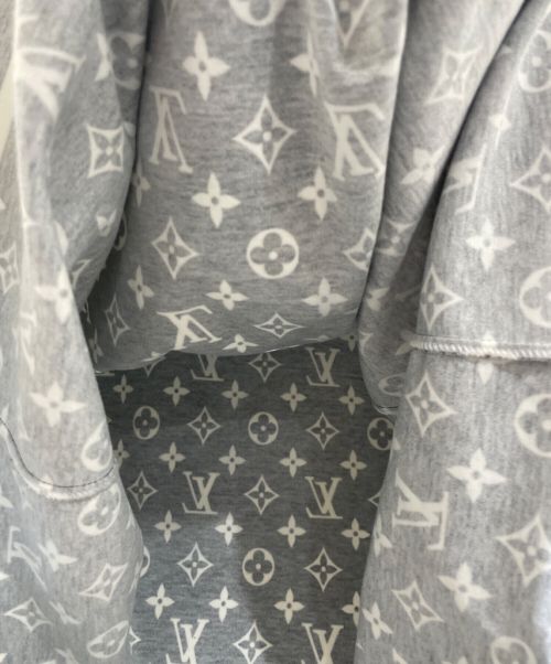 LOUIS VUITTON（ルイ ヴィトン）LOUIS VUITTON (ルイ ヴィトン) モノグラムプリントTシャツ ブラック サイズ:-の古着・服飾アイテム