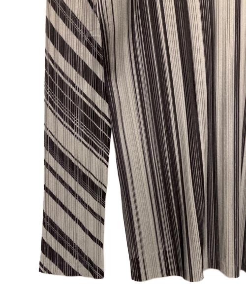 PLEATS PLEASE（プリーツプリーズ）PLEATS PLEASE (プリーツプリーズ) ストライププリーツカットソー グレー サイズ:3の古着・服飾アイテム
