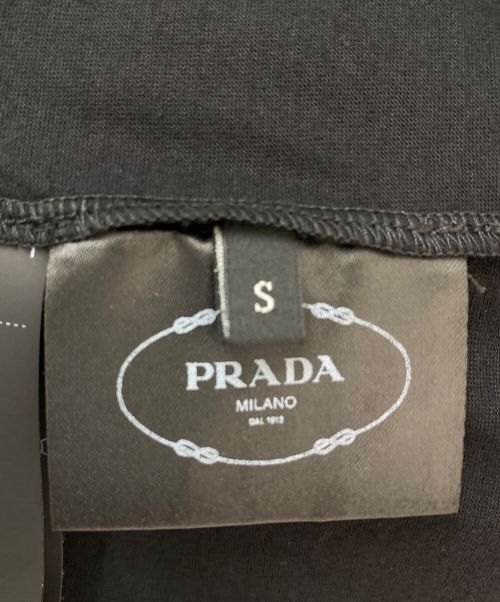 PRADA（プラダ）PRADA (プラダ) エンブロイダリージャージーTシャツ ブラック サイズ:Sの古着・服飾アイテム
