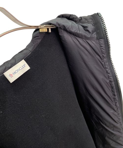 MONCLER（モンクレール）MONCLER (モンクレール) ダウン切替パーカー ブラック サイズ:Mの古着・服飾アイテム