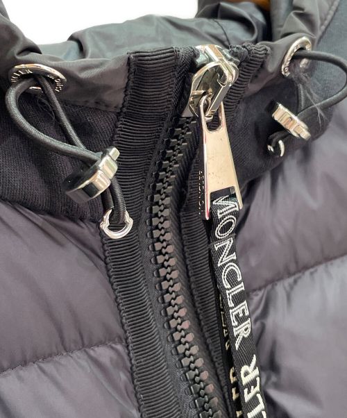 MONCLER（モンクレール）MONCLER (モンクレール) ダウン切替パーカー ブラック サイズ:Mの古着・服飾アイテム
