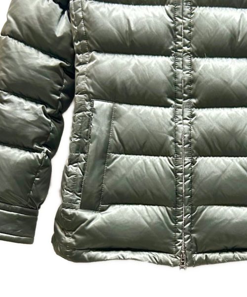 PRADA（プラダ）PRADA (プラダ) Fur hood down jacket ファーフード ダウンジャケット セージグリーン サイズ:38の古着・服飾アイテム