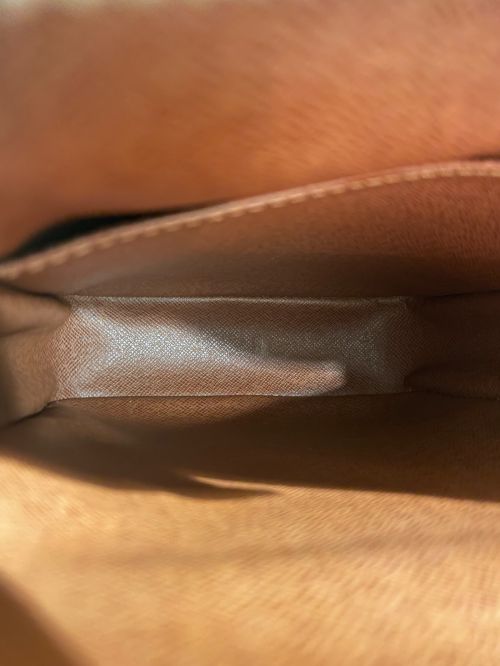 LOUIS VUITTON（ルイ ヴィトン）LOUIS VUITTON (ルイ ヴィトン) アマゾン ブラウンの古着・服飾アイテム