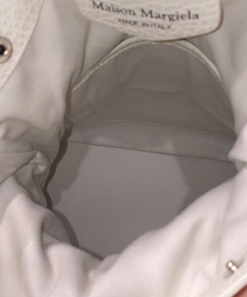 Maison Margiela（メゾンマルジェラ）Maison Margiela (メゾンマルジェラ) 5AC MICRO BAG ホワイト サイズ:マイクロの古着・服飾アイテム