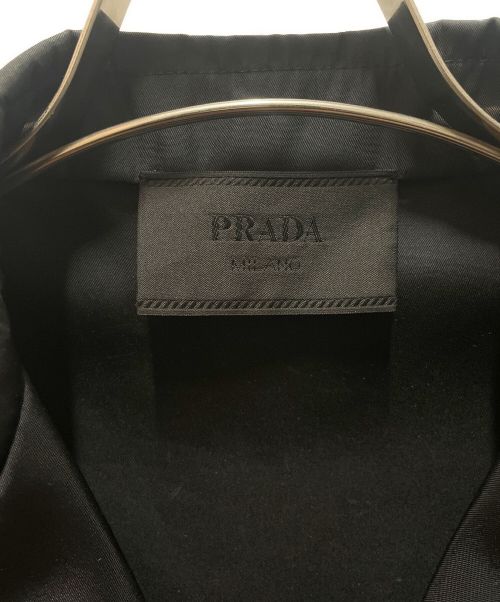 PRADA（プラダ）PRADA (プラダ) オープンカラーエンブレムシャツ ブラック サイズ:Mの古着・服飾アイテム