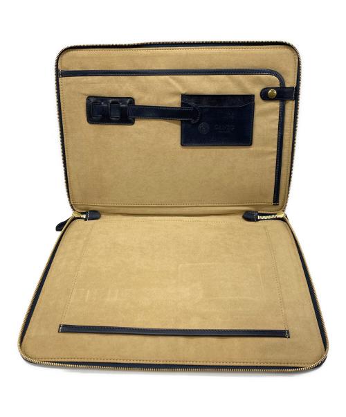 GANZO（ガンゾ）GANZO (ガンゾ) クラッチバッグ ネイビーの古着・服飾アイテム