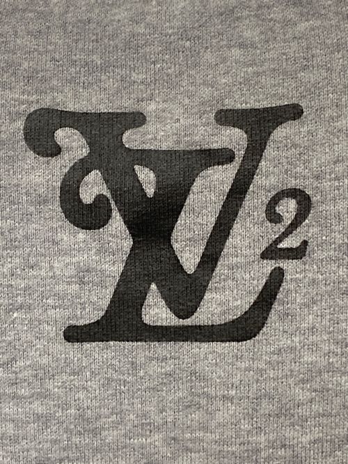 LOUIS VUITTON（ルイ ヴィトン）LOUIS VUITTON (ルイ ヴィトン) NIGO (二ゴー) スクエアードLVスウェット グレー サイズ:Lの古着・服飾アイテム