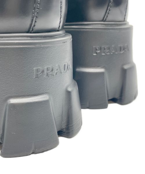 PRADA（プラダ）PRADA (プラダ) モノリスブラッシュド レザーローファー ブラック サイズ:37.5の古着・服飾アイテム