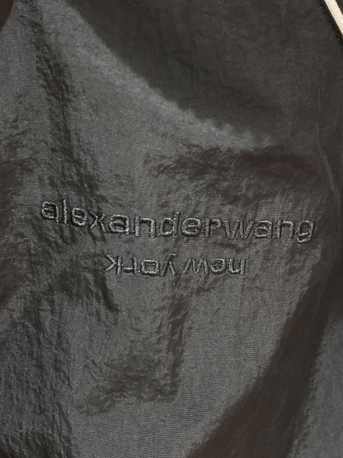 ALEXANDER WANG（アレキサンダー・ワン）ALEXANDER WANG (アレキサンダーワン) フーデッドナイロンジャケット ブラック サイズ:XSの古着・服飾アイテム