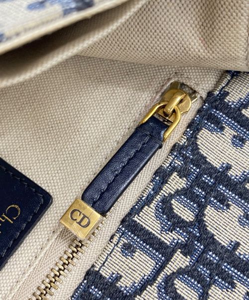 Christian Dior（クリスチャン ディオール）Christian Dior (クリスチャン ディオール) アディクト フラップチェーンショルダーバッグ ネイビーの古着・服飾アイテム