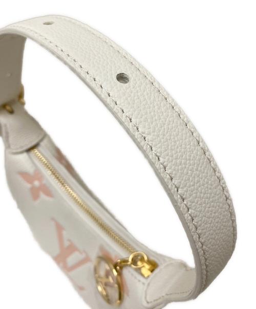 LOUIS VUITTON（ルイ ヴィトン）LOUIS VUITTON (ルイ ヴィトン) ミニムーン ホワイト×ピンクの古着・服飾アイテム