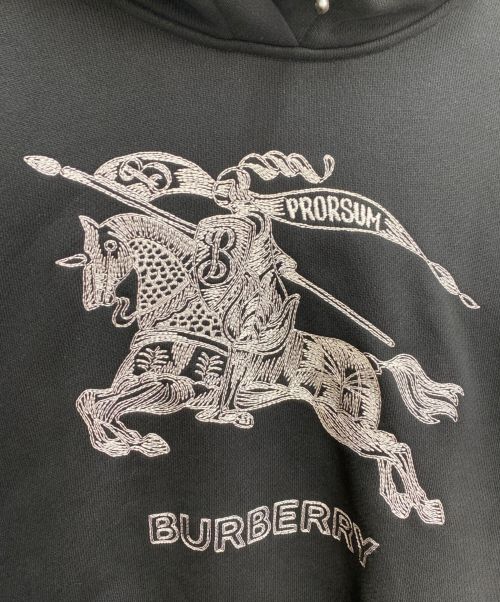BURBERRY（バーバリー）BURBERRY (バーバリー) Embroidered logo hoodie（刺繍ロゴパーカー） ブラック サイズ:Lの古着・服飾アイテム