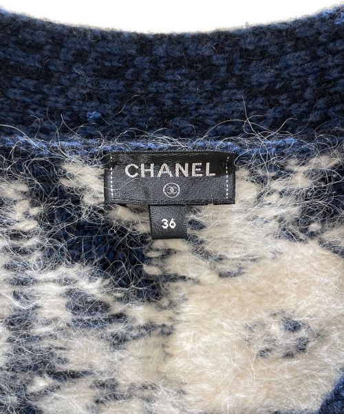 CHANEL（シャネル）CHANEL (シャネル) ライオンココマークボタンカーディガン ネイビー×ホワイト サイズ:36の古着・服飾アイテム